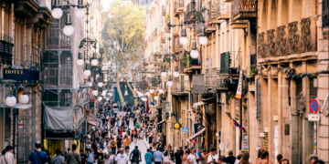 Is it safe to travel in barcelona