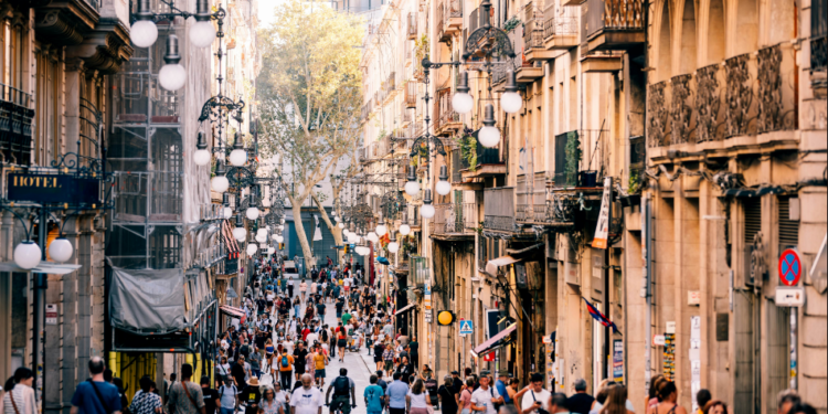 Is it safe to travel in barcelona